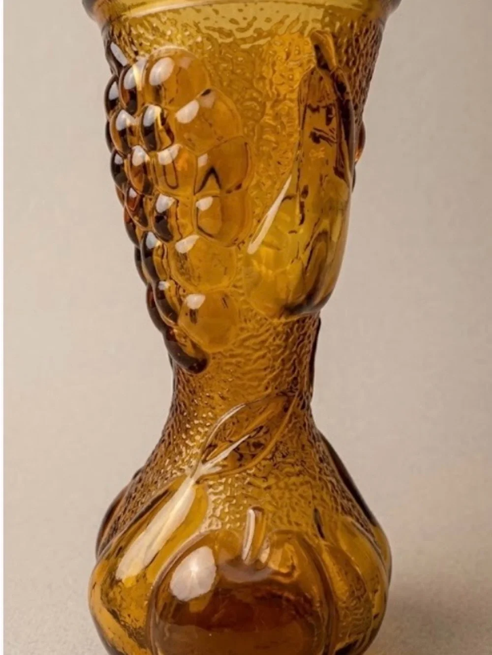 Vintage Empoli Italian Amber Harvest Glass Vase Embossed Fruit Made In Italy 10”